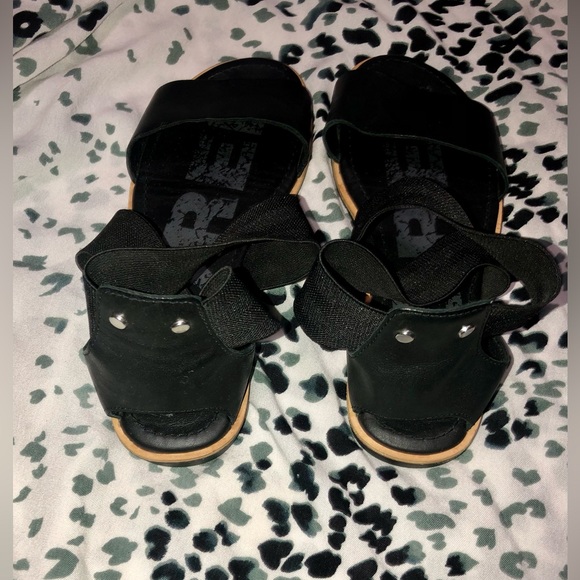 Sorel Ankle Strap Sandals Ella Black Size 7 - Picture 2 of 5